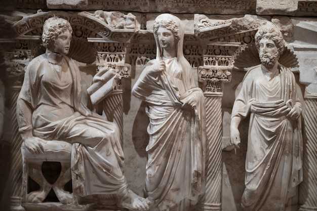 Религия древних греков: история и основные черты